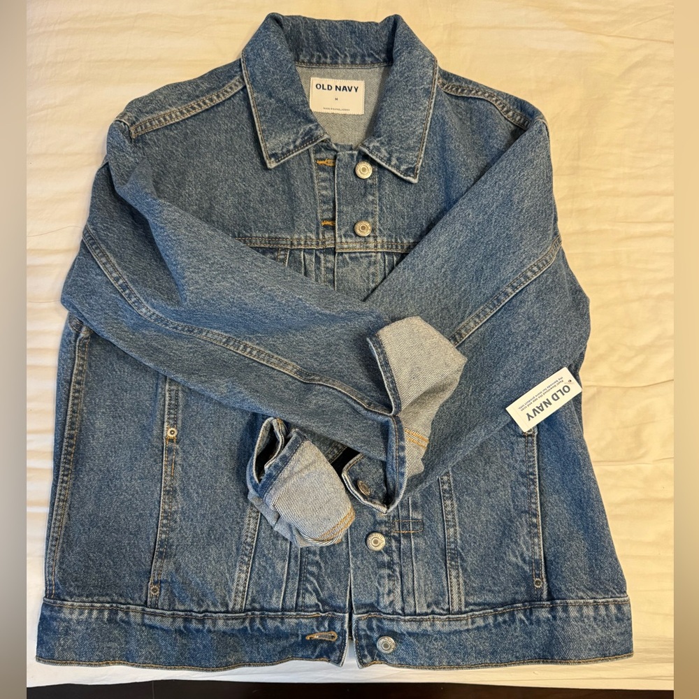 Women denim jacket nwt size Medium